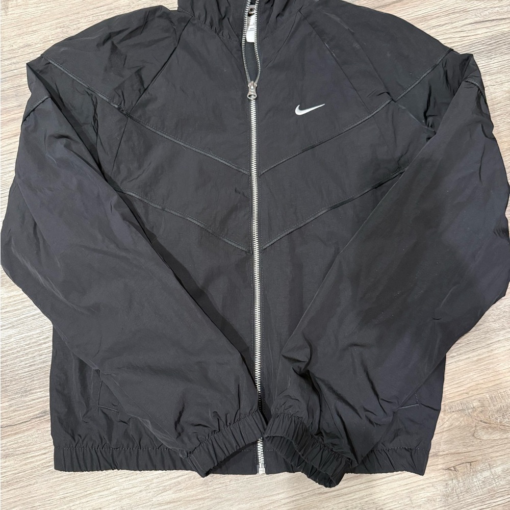 Nike Women’s Black Windbreaker Jacket